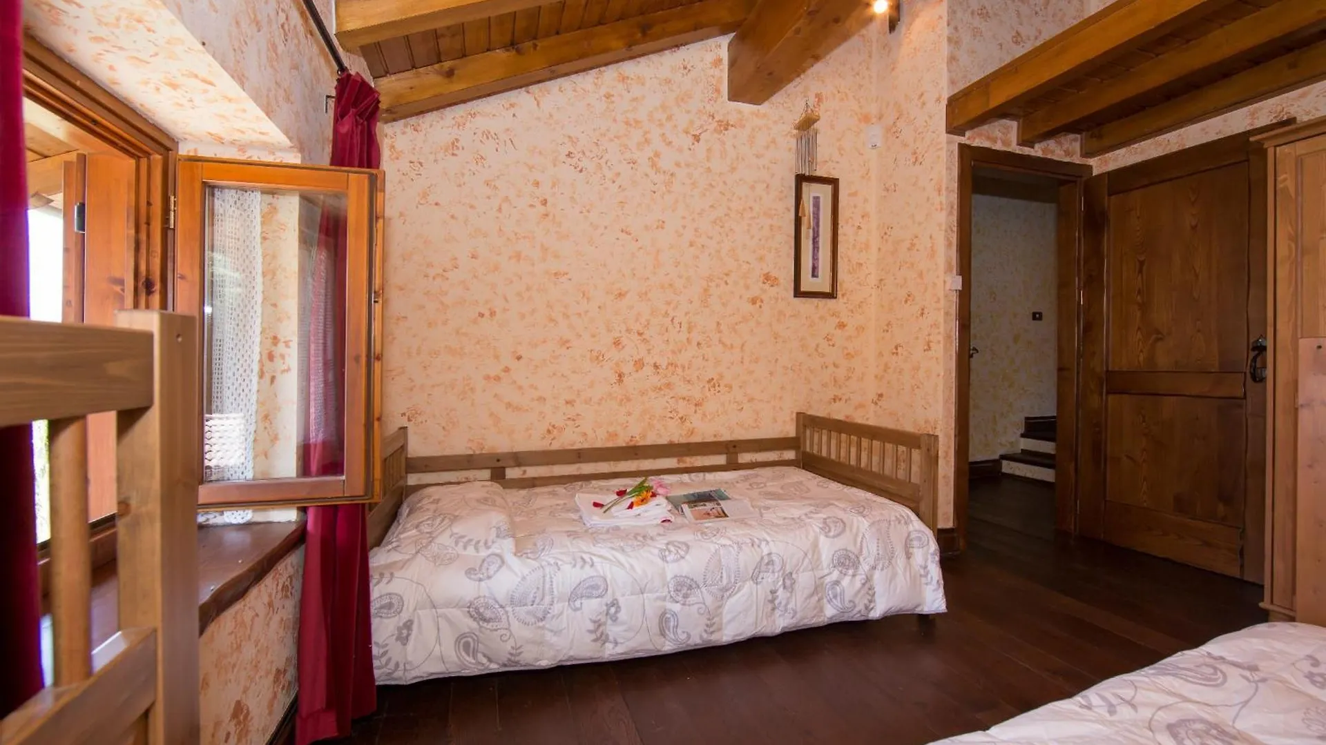Villa Victoria Argegno 0*,