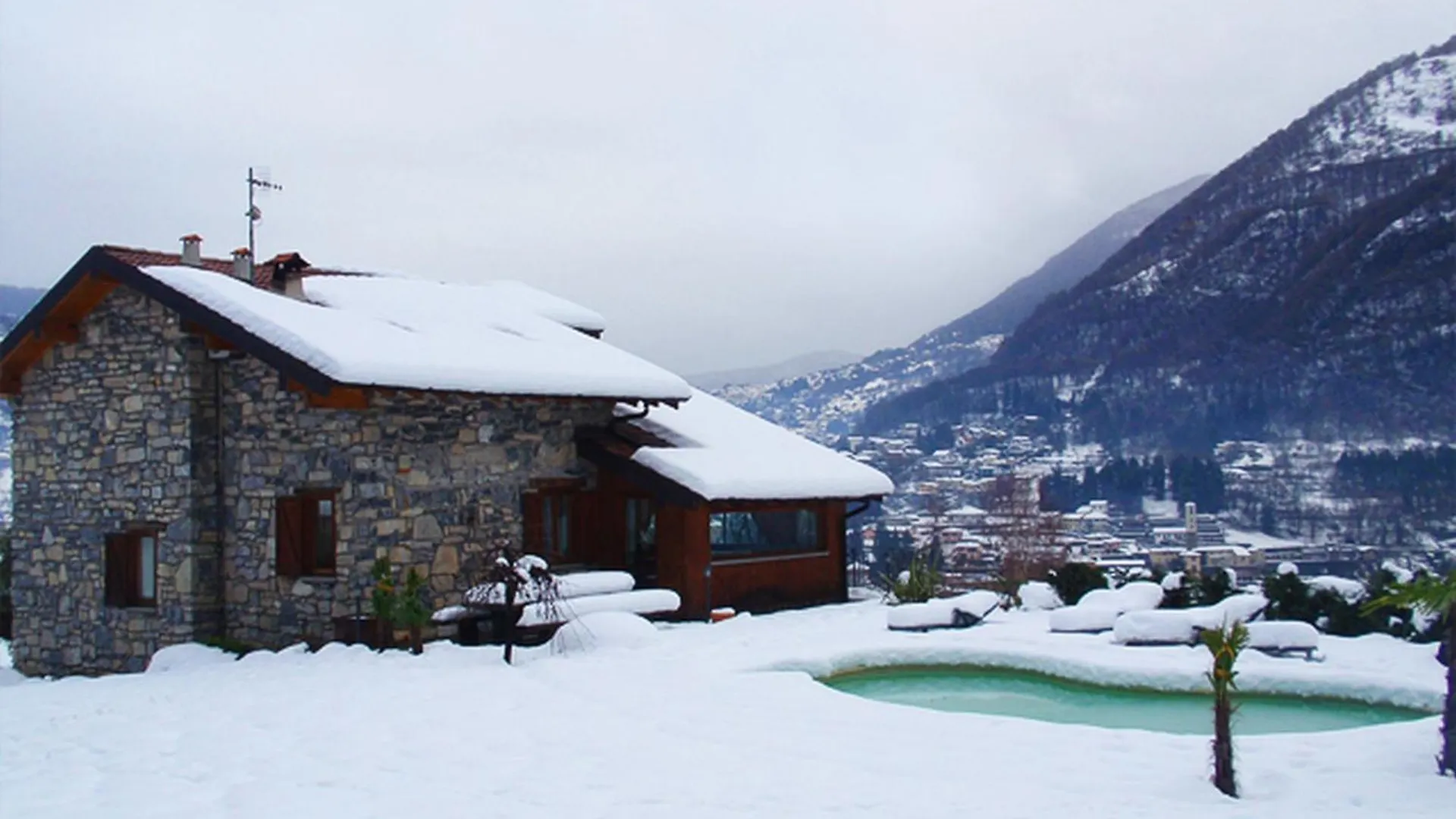 Villa Victoria Argegno 0*,  Italien